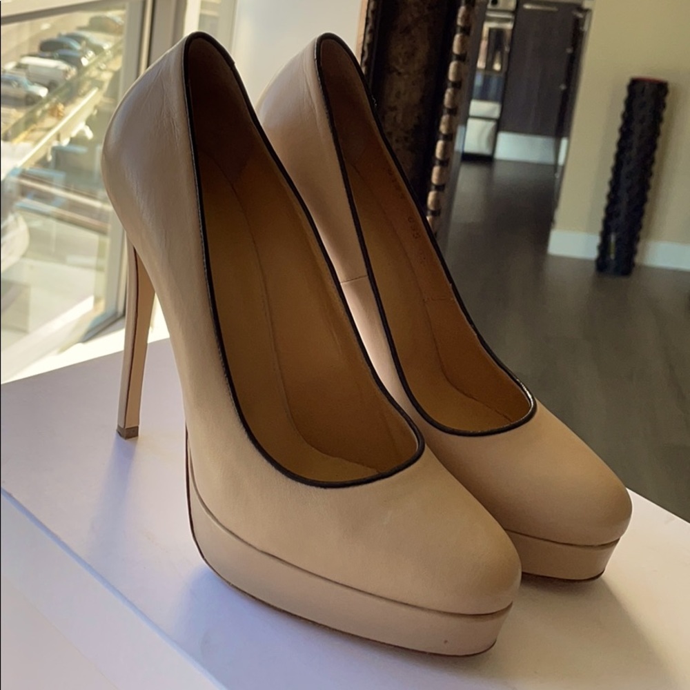 Iceberg High heels !
